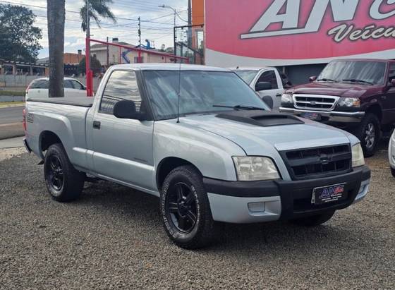 CHEVROLET S10 2.4 MPFI ADVANTAGE 4X2 CS 8V FLEX 2P MANUAL